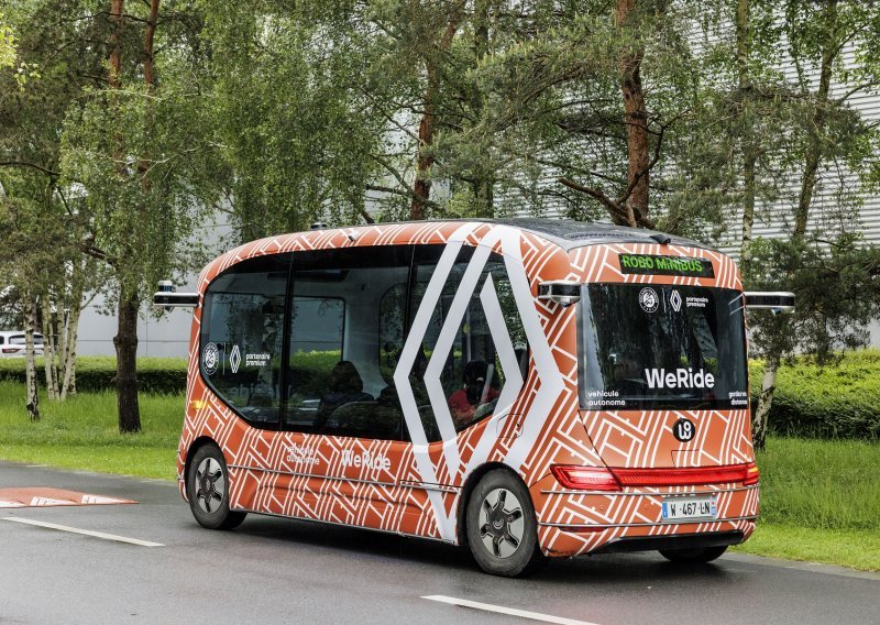 Renault Grupa usmjerava svoje aktivnosti s osobnih automobila na minibuseve: Autonomija razine L4