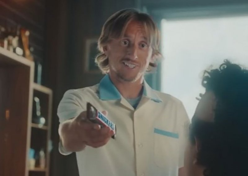 Luka Modrić u novoj reklami za Snickers, pogledajte kako se snašao