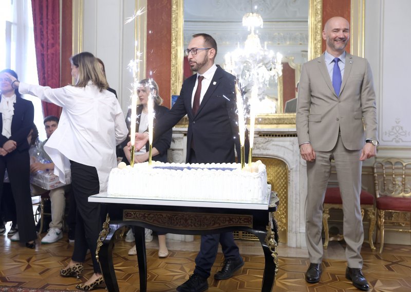 Od 100 godina starog tramvaja do besplatnih događanja: Pogledajte što je sve Zagreb pripremio za svoj rođendan