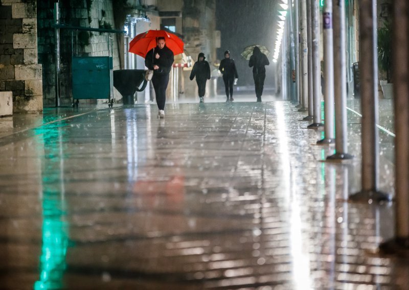 Nestabilan tjedan: Pogledajte gdje i kada nas u narednim danima očekuju pljuskovi