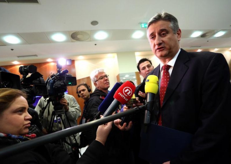 Karamarko nije za izmjene Ugovora sa Svetom Stolicom