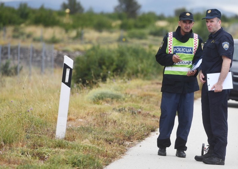 Sudar dva automobila i dva motocikla kod Dubrovnika: Stvorile se gužve na magistrali