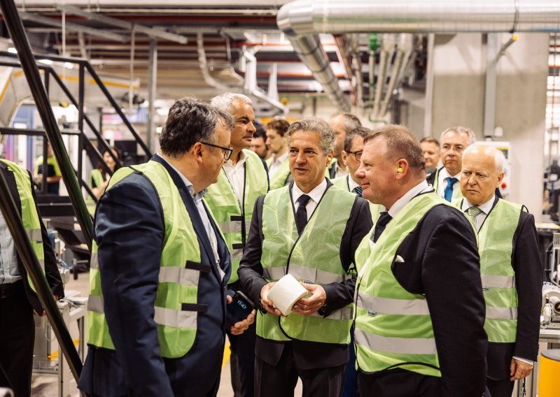 Ulaganje od 130 milijuna eura: Paloma otvorila obnovljenu tvornicu u Sladkom Vrhu
