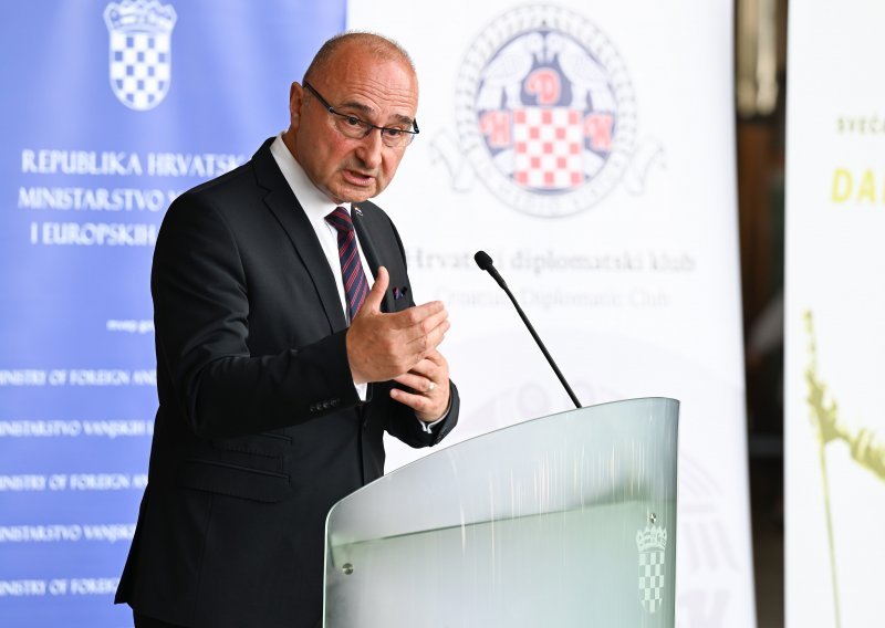 Grlić Radman: Nema zahlađenja političkih odnosa s Crnom Gorom