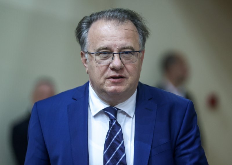 Nikšić poručio Dodiku da će ga u ovom slučaju odmah prijaviti Tužiteljstvu BiH