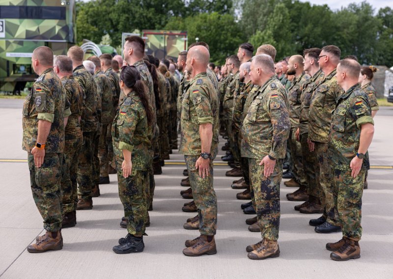 Spiegel: Njemačkoj treba 75.000 novih vojnika; NATO vidi Rusiju kao prijetnju