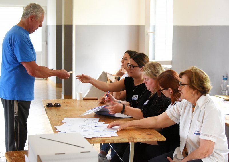 U Hrvatskoj uvjerljivo najmanji odaziv birača na EU izborima