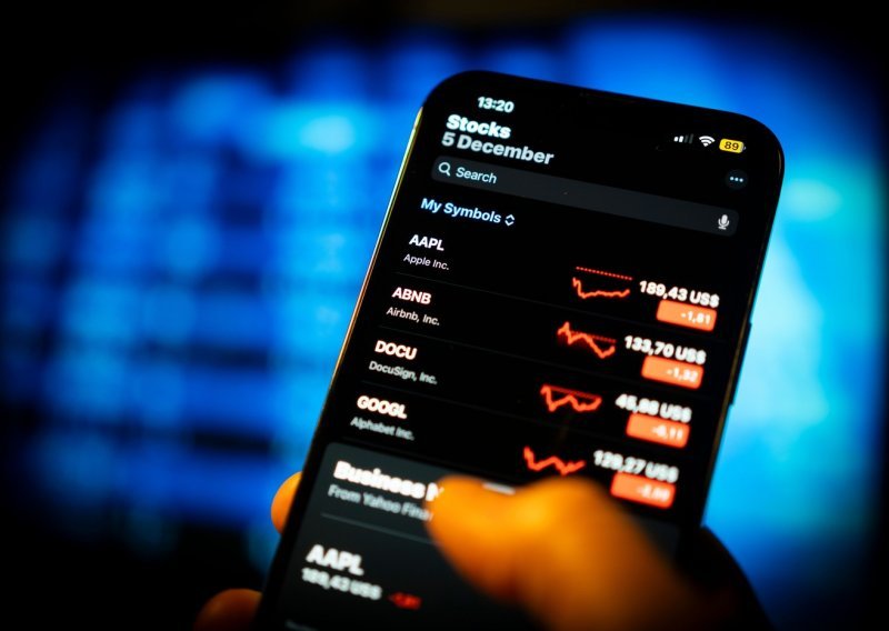 Apple srušio rekord: Cijena dionice skočila nakon što su predstavili AI novitet