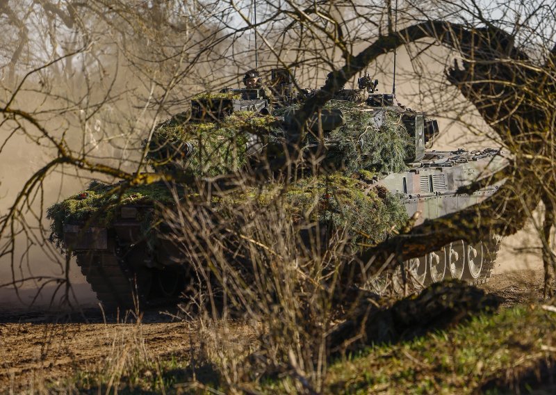 Češka mijenja rusko naoružanje, stiglo zeleno svjetlo za tenkove Leopard