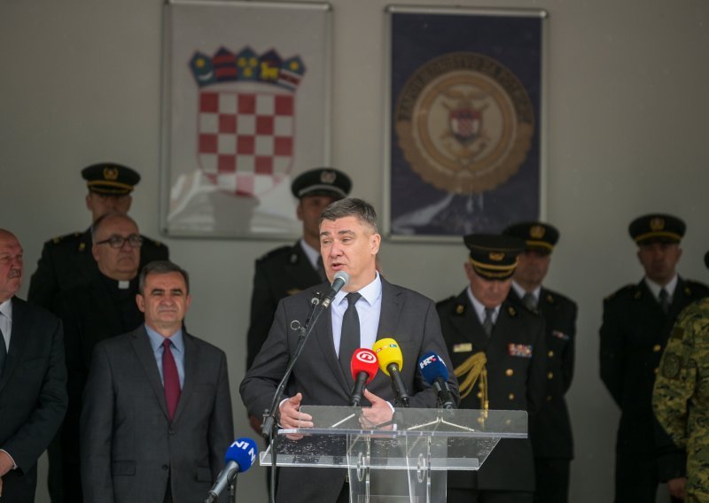 Milanović: Bez profesionalne vojske ne možemo imati ročnu vojsku