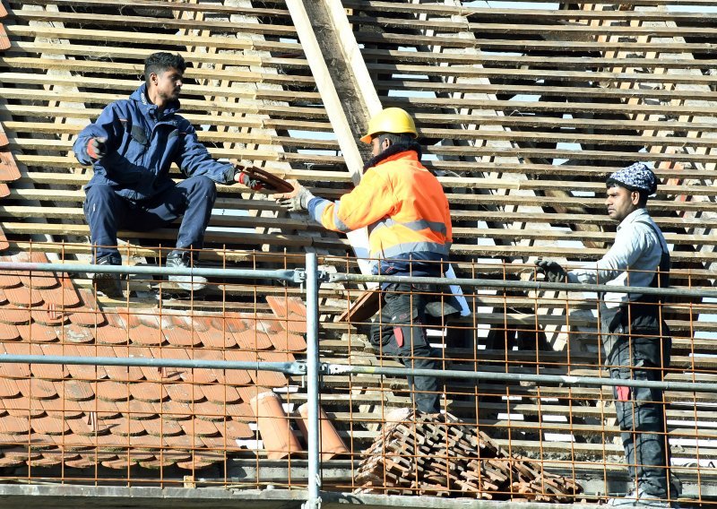 Provjerite sandučiće: Građanima stigli prvi ugovori za energetsku obnovu kuća