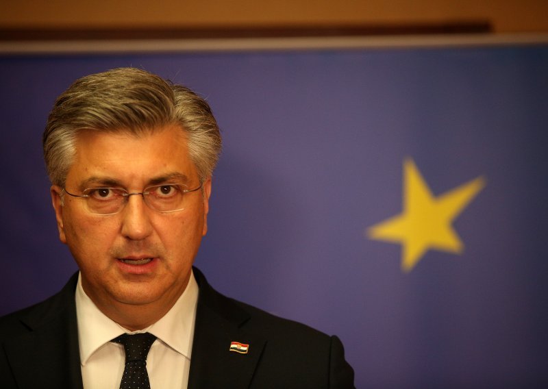 Plenković se sastao s von der Leyen, komentirao mirovni samit u Švicarskoj