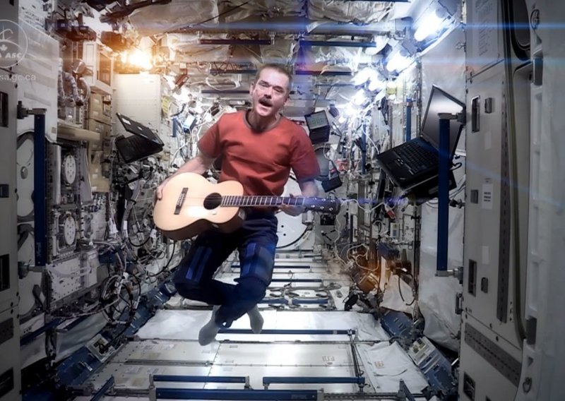 Ovo je prvi čovjek koji je u svemiru snimio spot
