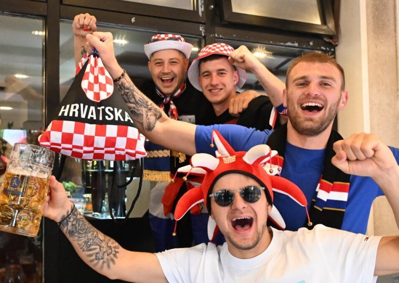 'Mala Hrvatska' u Berlinu; naši reporteri uživo u fenomenalnom ozračju dan prije Španjolske