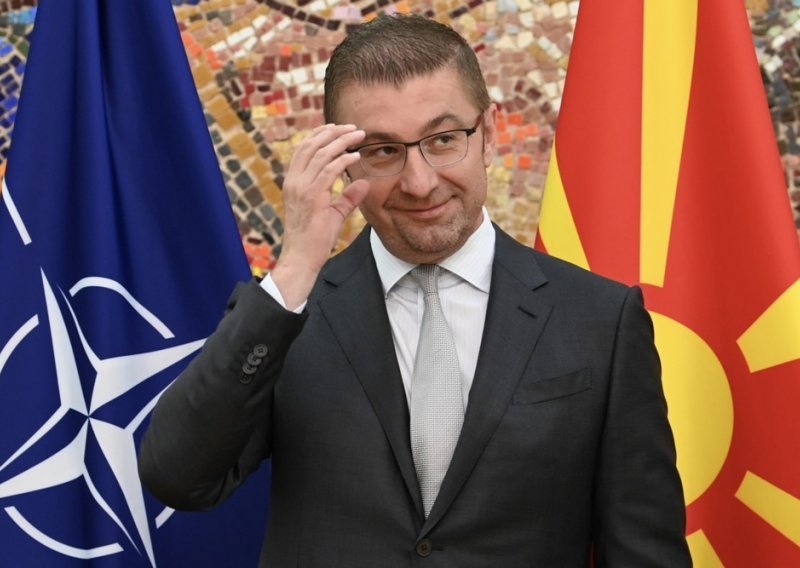 Mickoski i službeno premijer Sj. Makedonije, ostaje privržen europskoj integraciji