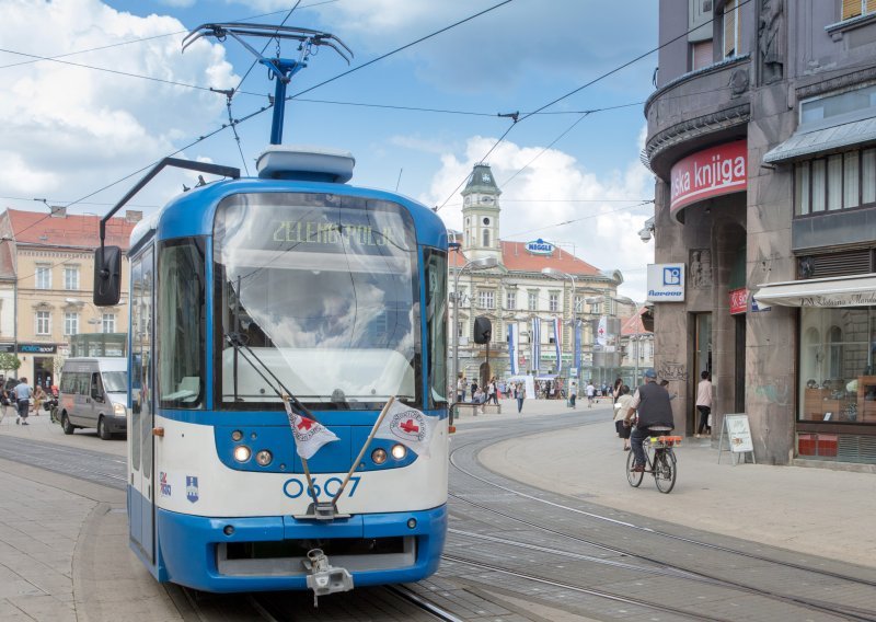 Osječki tramvaji opet na kratko u prometu, vozači oprez