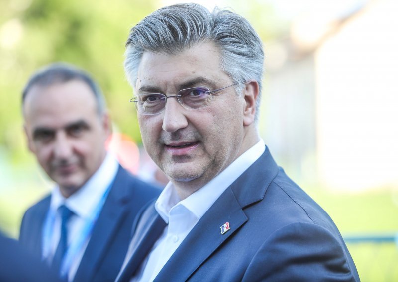 Plenković: Dolazak Marine Le Pen i desnice na vlast posljedica migracijske krize 2015.