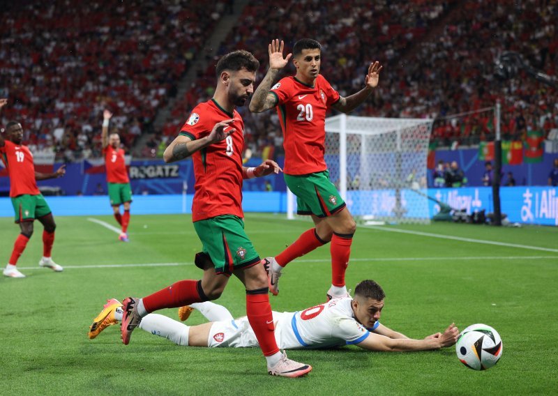 Portugal je nakon velike drame u sudačkoj nadoknadi srušio snove Češkoj!