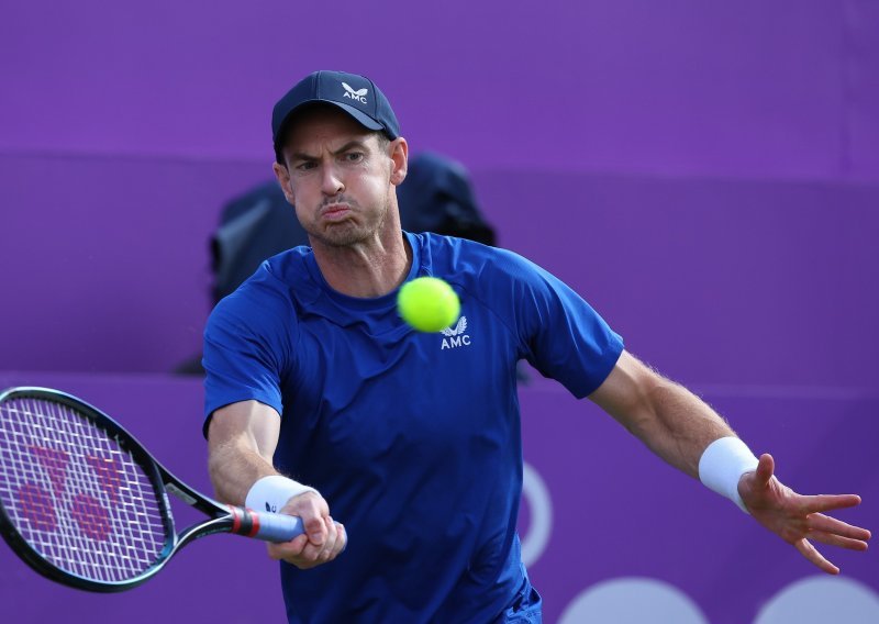 Legendarni Škot zbog ozljede morao predati meč, upitan mu je nastup na Wimbledonu