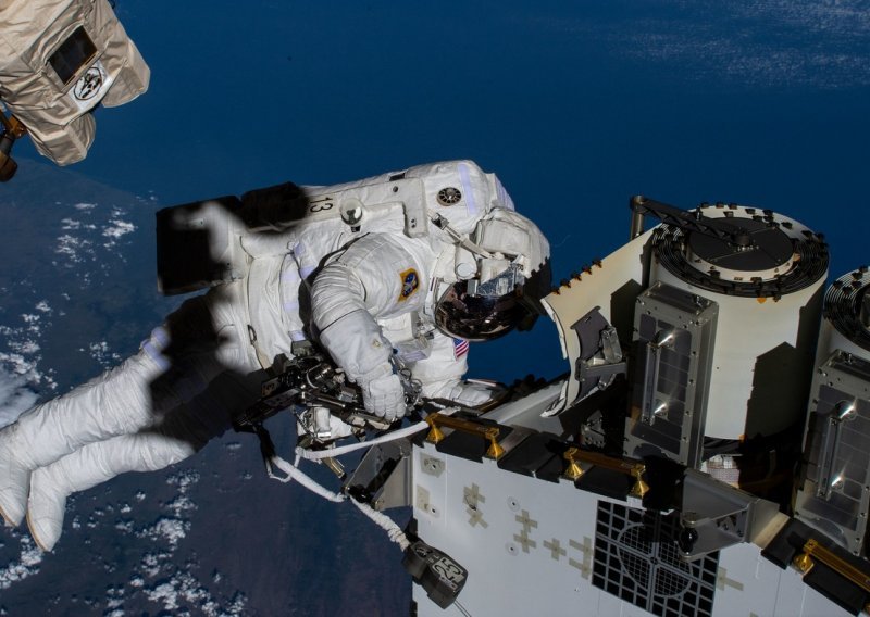 NASA ima novi datum za prvu svemirsku šetnju u 2024.