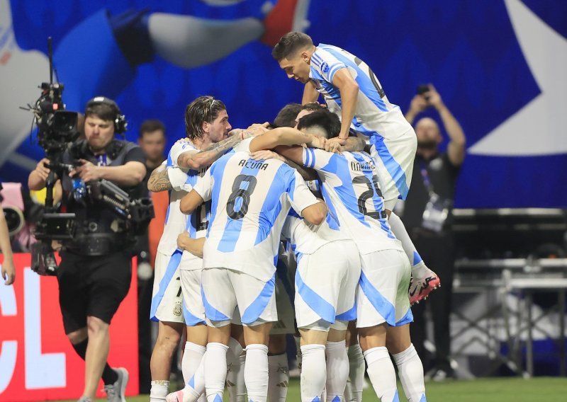 Svjetski prvaci gaze sve pred sobom; Messi i Argentina uvjerljivo otvorili Copa Americu