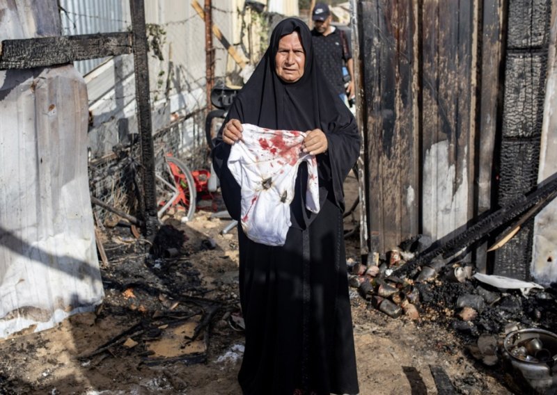 Više od 20 mrtvih u napadu na kamp kod Rafaha
