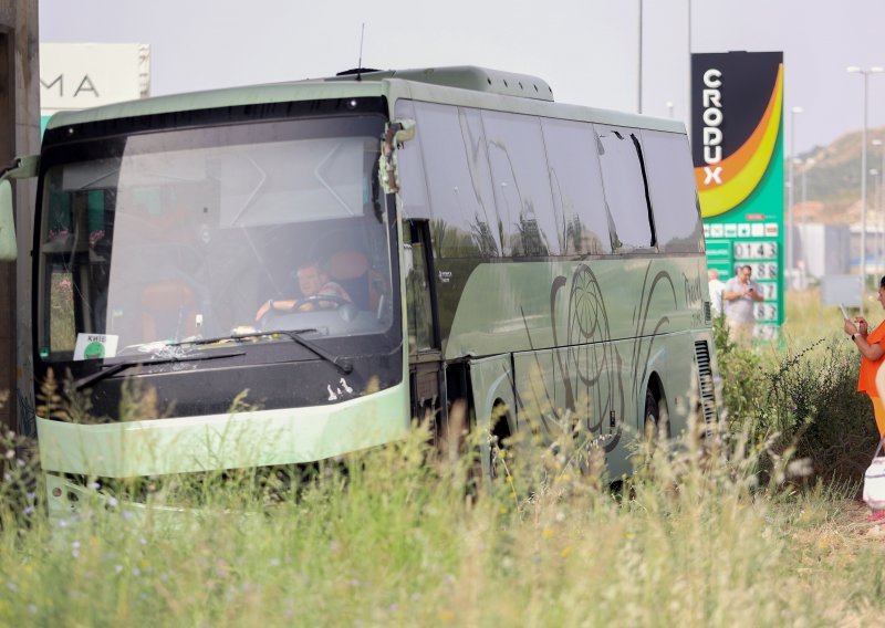 Ukrajinski autobus sletio s ceste kod Trogira