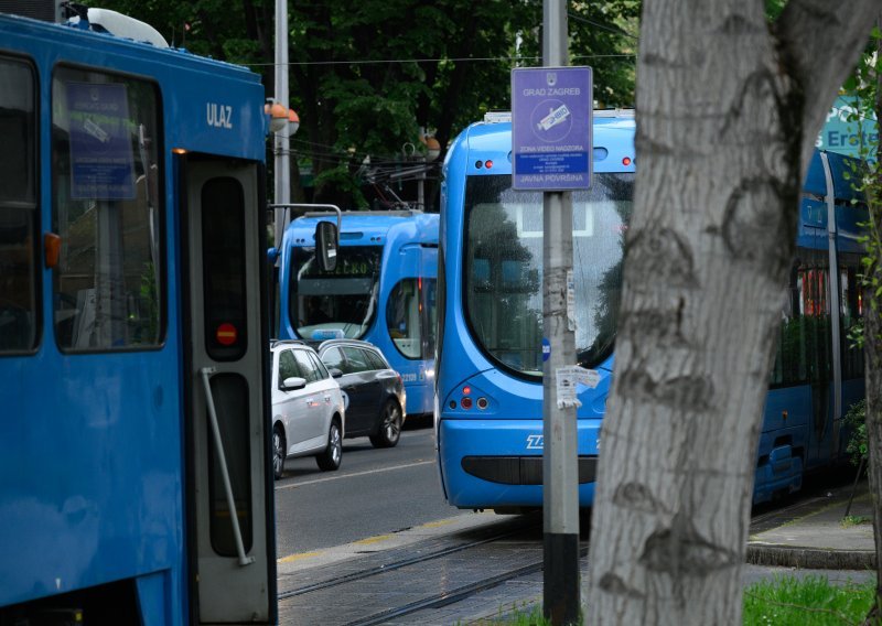 Opet kolaps tramvaja u Zagrebu: Sad ne voze ni preko Kvaternikovog trga