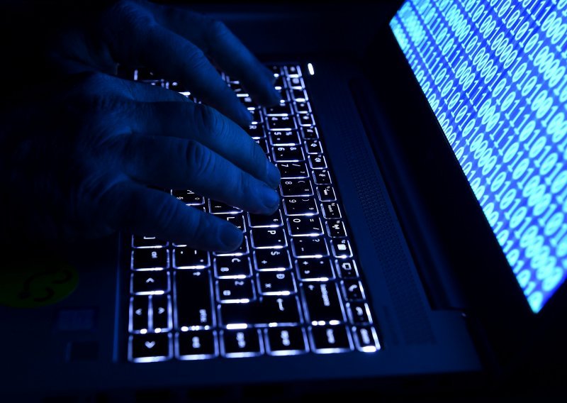 Hakeri napali stranice Porezne uprave, Ministarstva financija, HNB-a...: Oglasio se Habijan