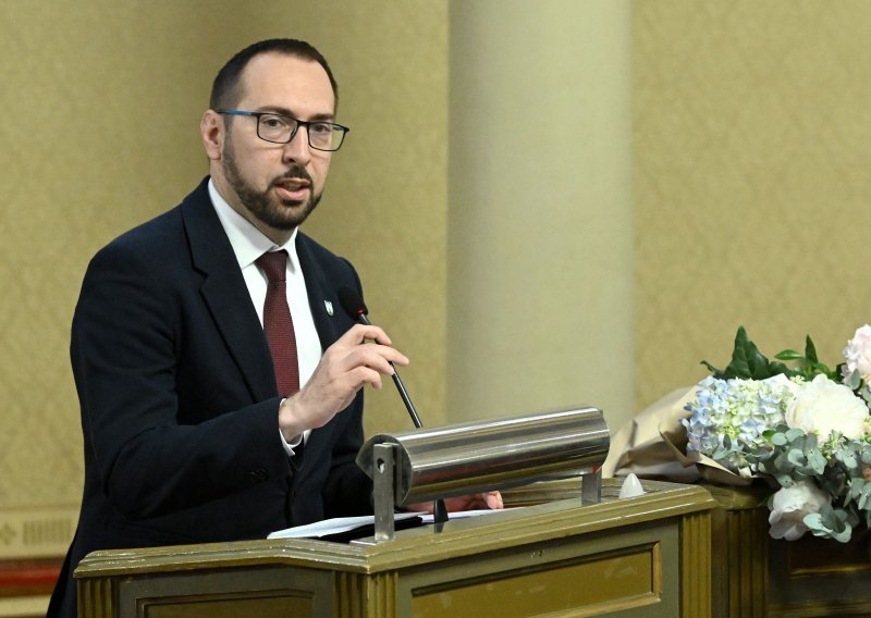 Tomaševićev prijedlog na Skupštini: Proračun se povećava zbog rasta plaća
