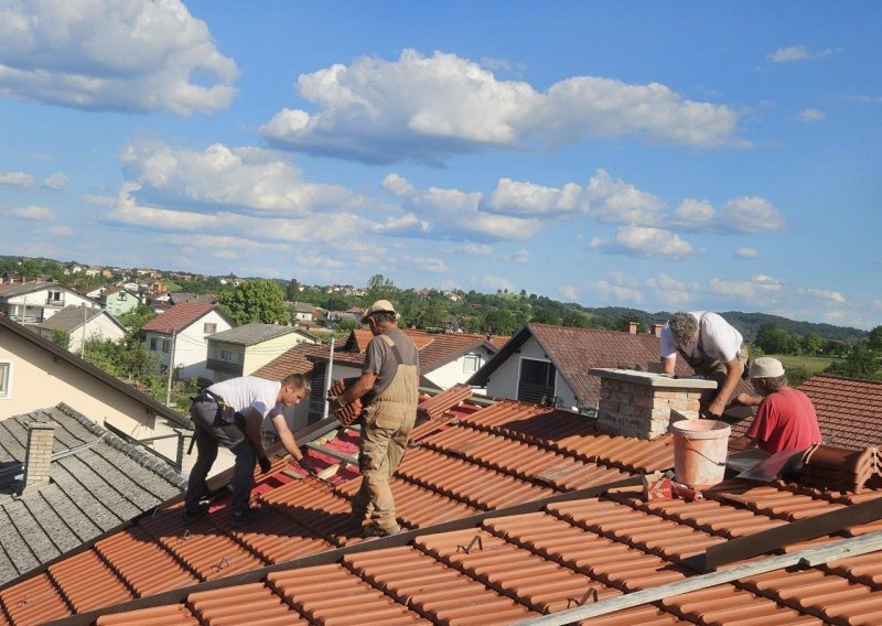Wienerberger donira građevinski materijal za obnovu domova pogođenih požarom u Karlovcu, Ogulinu i Križu