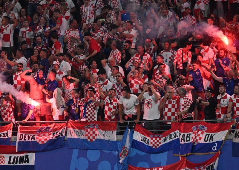 UEFA nije imala milosti; hrvatski navijači HNS-u 'izbili' još 105.000 eura