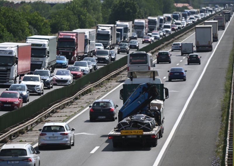 Pogledajte gužvu na ZG obilaznici: HAK objavio gdje su točno gužve i zatvorene ceste