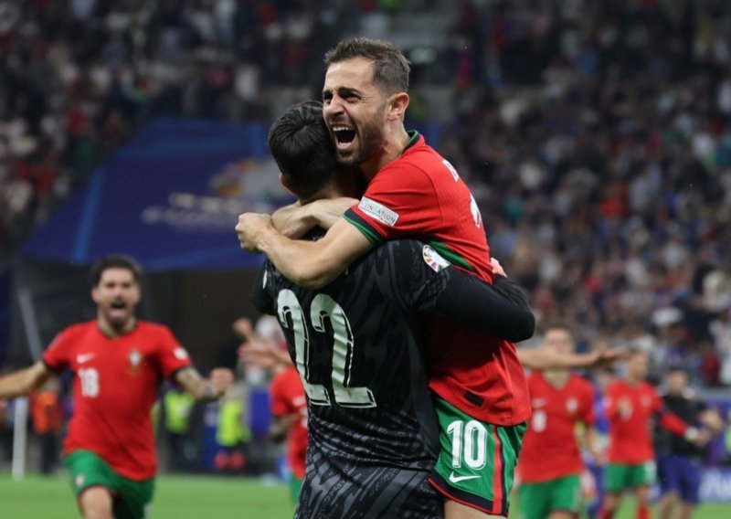 Portugalski golman od uzbuđenja nije znao što reći; Slovenci razočarani i utučeni