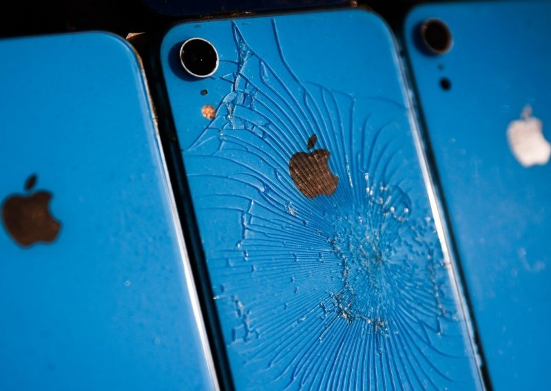 Apple obećava lakšu izmjenu baterije iPhonea