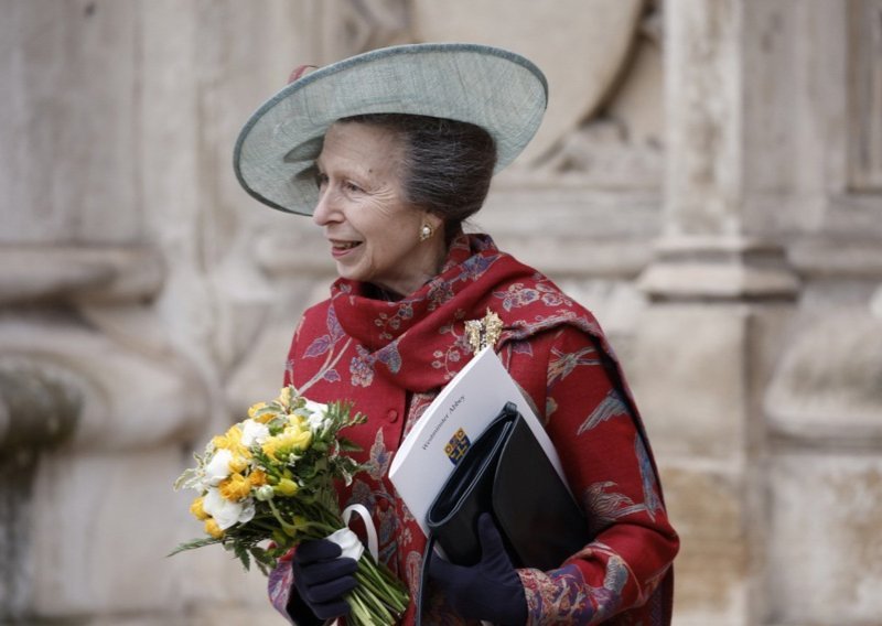 Britanska princeza prekinula šutnju nakon nesreće na jahanju