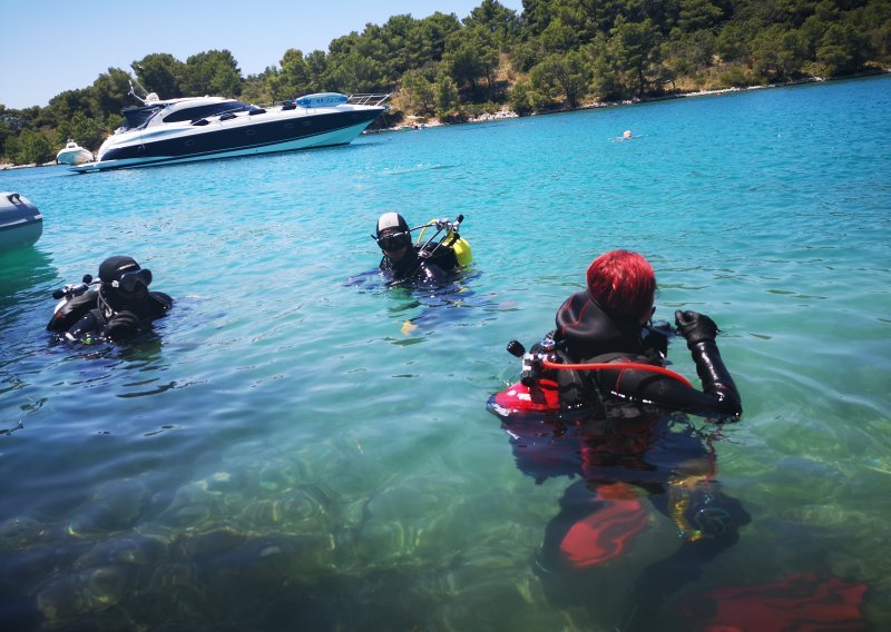 Očistili podmorje Hvara, sad spremaju interaktivnu kartu SeaCareCro