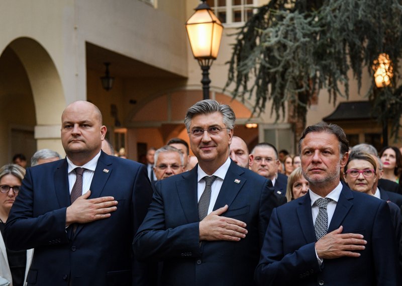 Plenković organizirao prijem povodom 11 godina Hrvatske u EU, evo tko je sve došao