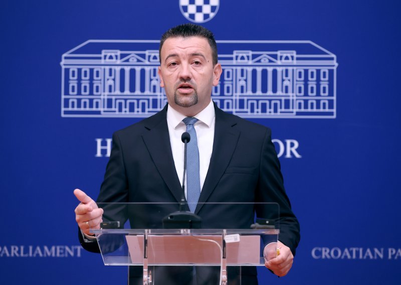 Pavliček: S uvođenjem i prihvaćanjem Istanbulske konvencije sve krenulo nizbrdo