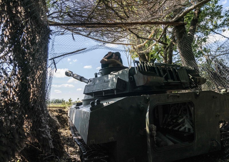 Ukrajinske snage povukle se iz dijela Časiv Jara