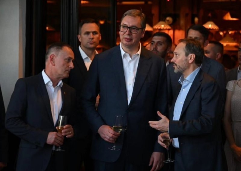 Vučić na salašu vinarije Zvonka Bogdana napravio prijem u čast Orbana