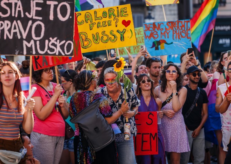 Pogledajte šarenu ekipu na Split Prideu: 'Unormalilo se društvo'