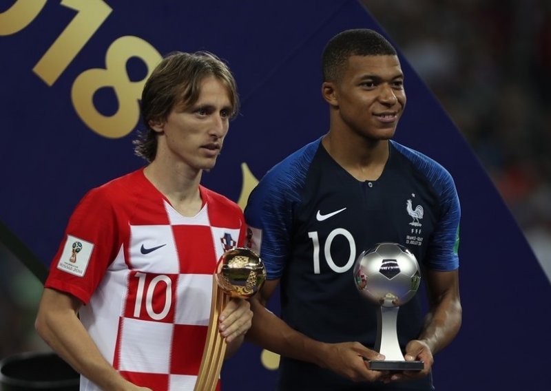 Real je ovom objavom otkrio ostaje li Luka Modrić u Madridu, te kad stiže Kylian Mbappe