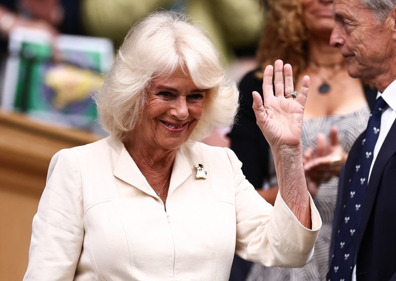 Sva u bijelom: Kraljica Camilla pojavila se na Wimbledonu u haljini kakvu je već nosila