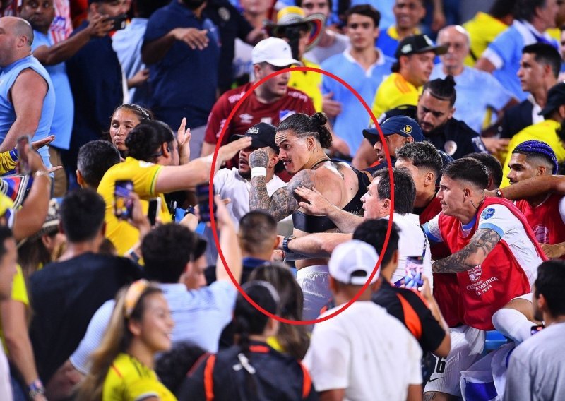 Kaos na polufinalu Cope: Dok su Kolumbijci slavili, Urugvajci se tukli s navijačima