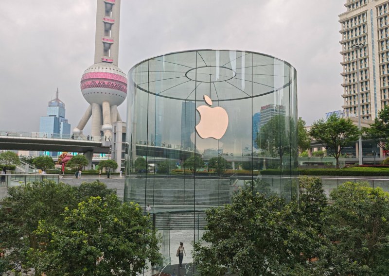 Novi problemi: Apple mora hitno pronaći partnera u Kini koji će zamijeniti OpenAI