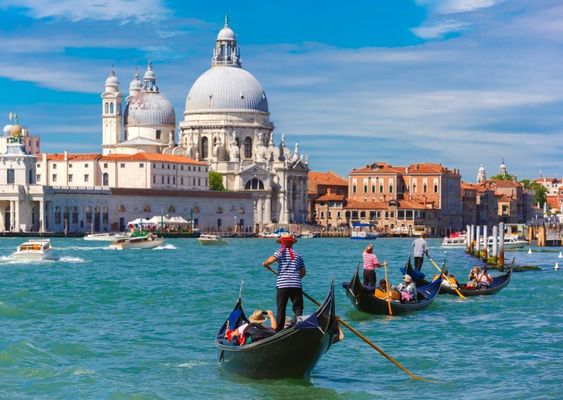 S pet na 10 eura: Venecija želi zadržati pristojbu za turiste na jednodnevnom izletu