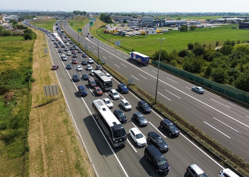 Gužve na obilaznicama, posebno između čvorova Zagreb zapad i Lučko