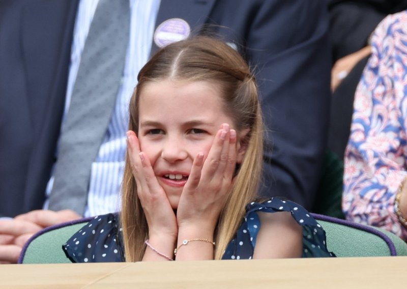 Napetost na Wimbledonu: Princeza Charlotte i Kate Middleton ne skrivaju uzbuđenje