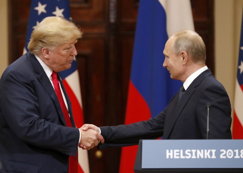 Oglasio se i Kremlj o napadu na Trumpa; Putin neće kontaktirati bivšeg kolegu